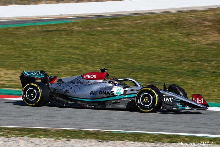 BBC: 'FIA heeft sidepods van Mercedes W13 legaal verklaard'
