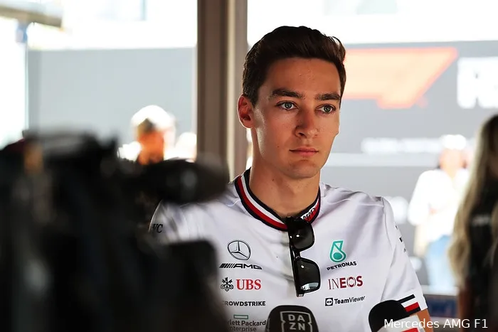 Russell op zijn hoede voor GP Spanje: 'Max ziet er veel sneller uit dan de rest'
