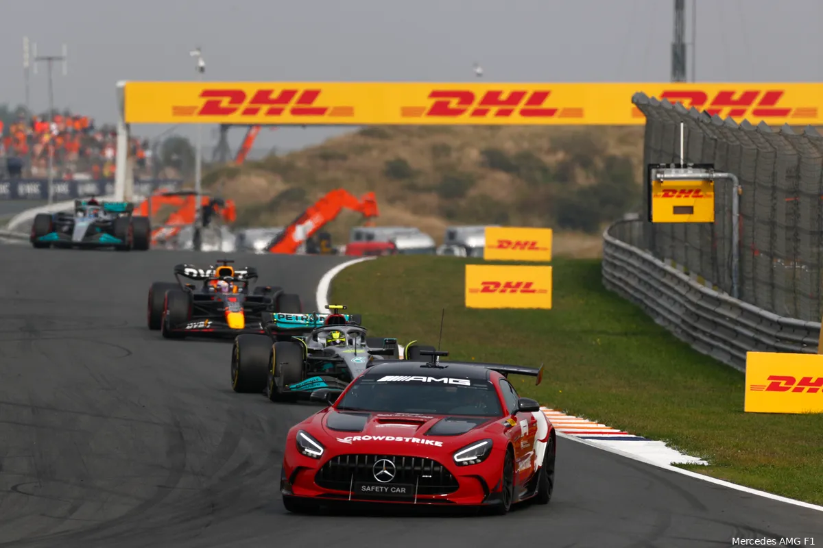 safety car lewis hamilton max verstappen w13 mercedes rb18 red bull racing f1 gp nederland 2022