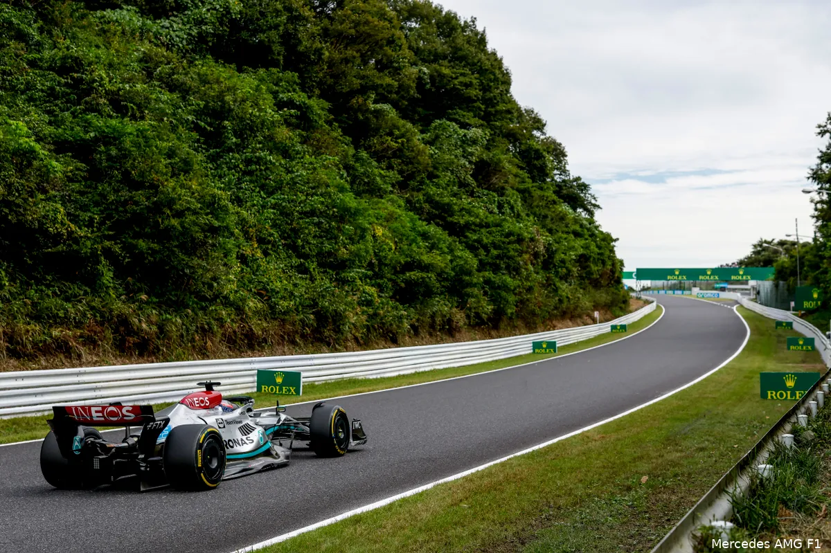 Hamilton feliciteert Verstappen en is niet gefrustreerd: 'Het was toch een sprintrace'