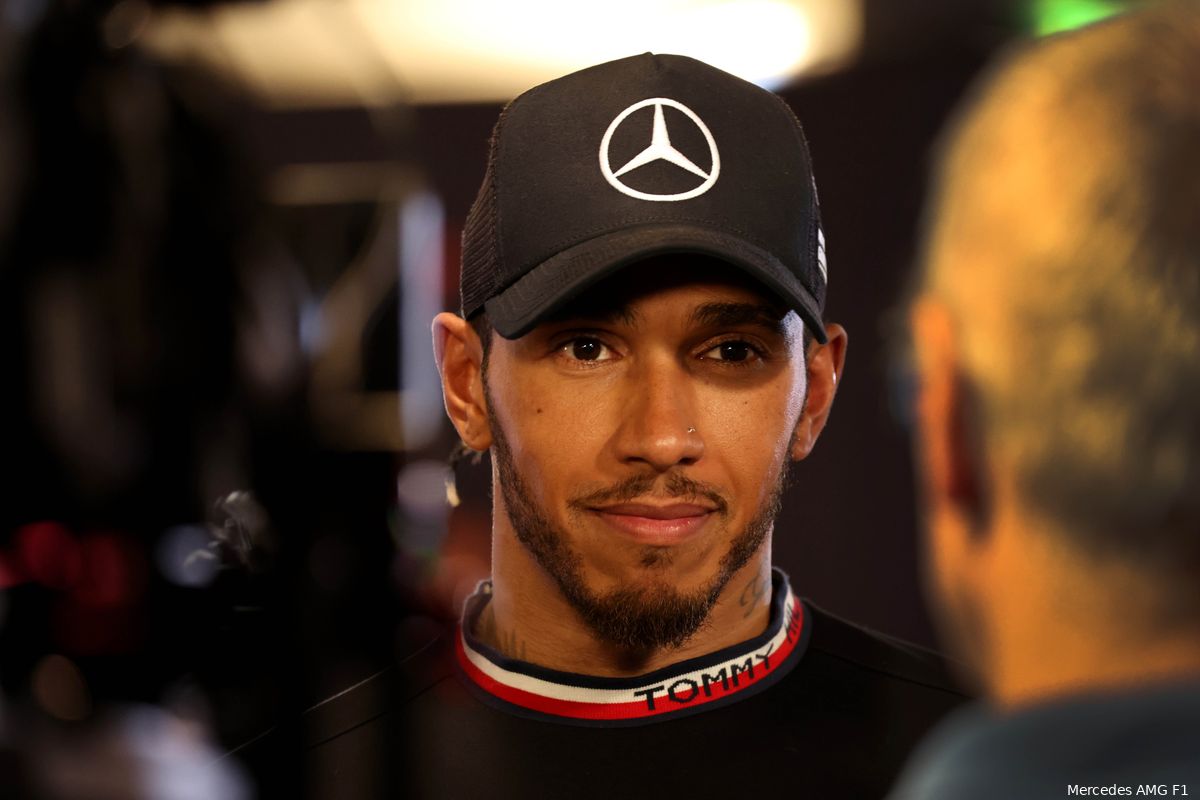 Hamilton positief over uiterlijk W14: 'Iedereen gaf hier de voorkeur aan'