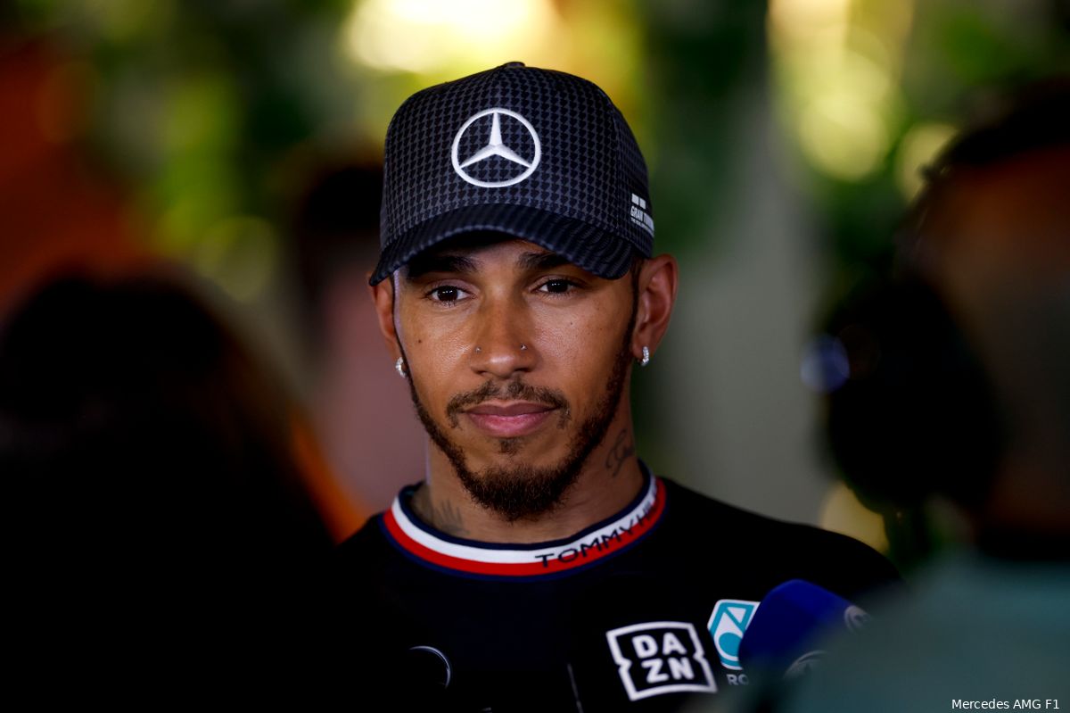 Button verwacht dat Hamilton Mercedes trouw blijft: 'Hij zou ook niet passen naast Max'