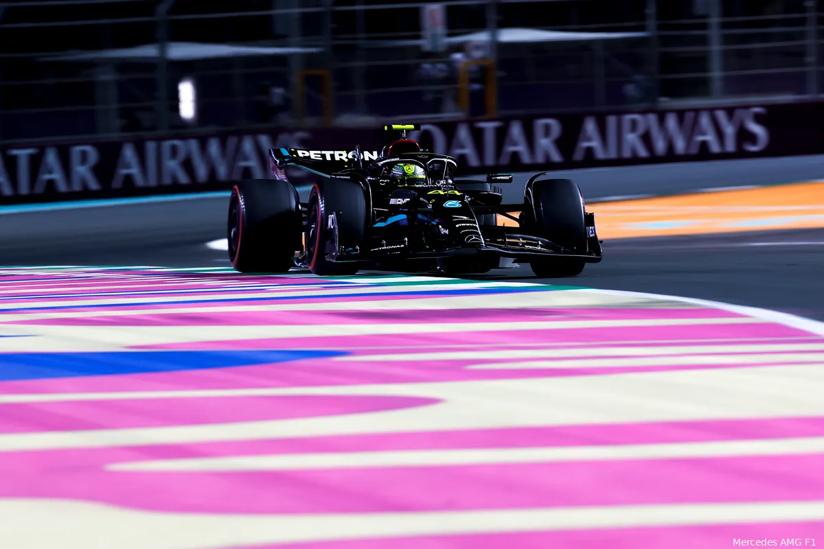 Mercedes heeft kennisachterstand op Red Bull: 'Tussen de zes en twaalf maanden'