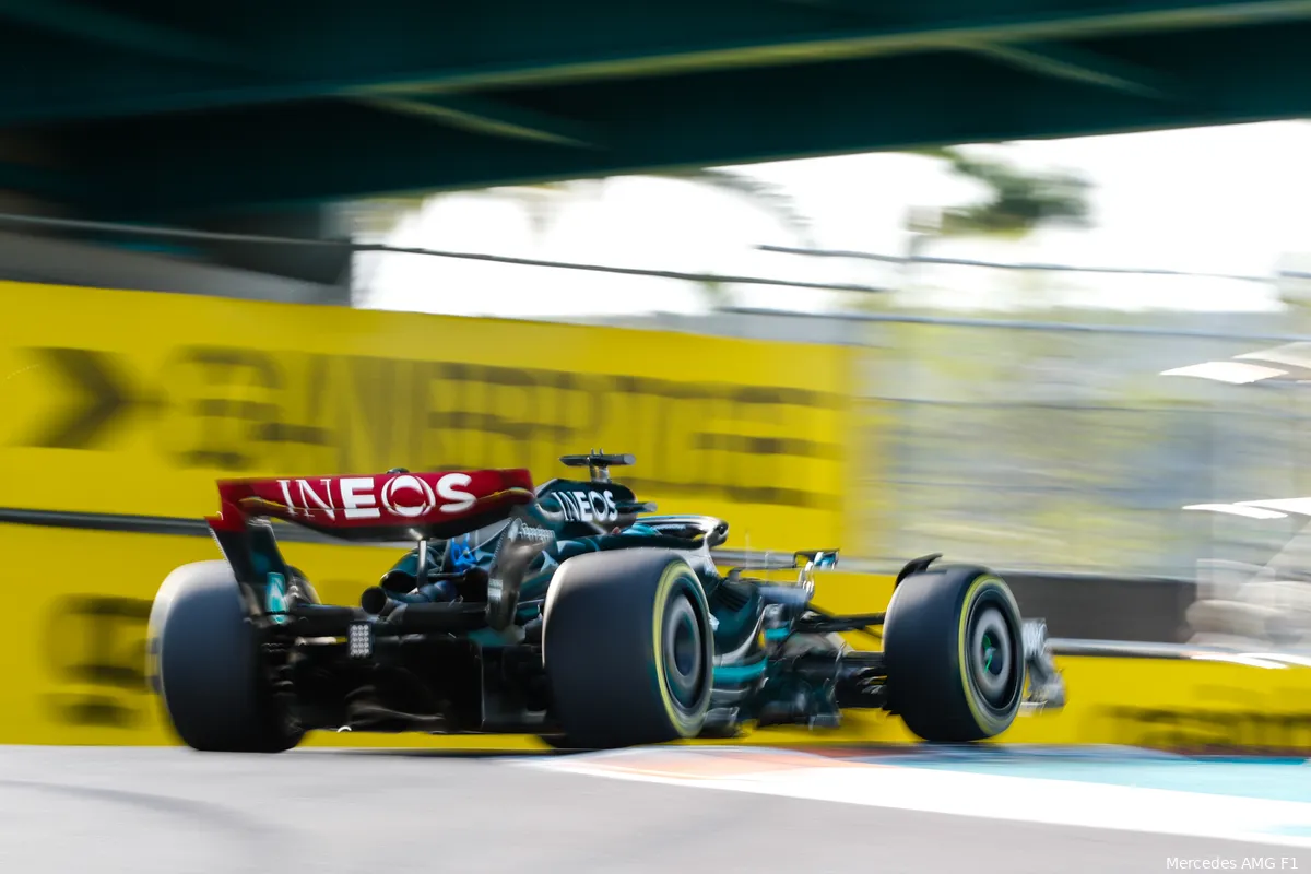 Wisselende resultaten bij Mercedes in Miami: 'VT2 was een trap in de maag'