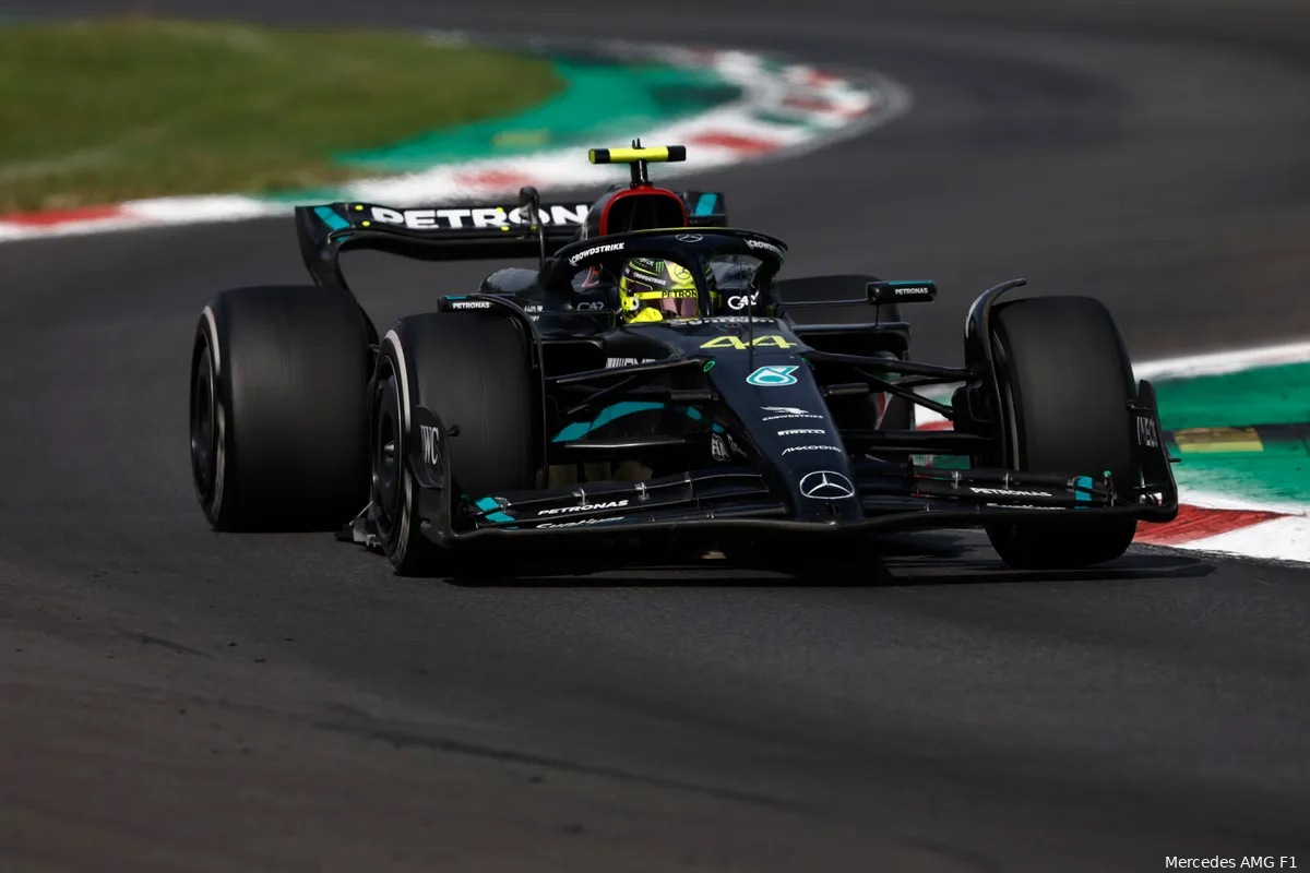 Hamilton in zijn nopjes na 'beste VT2 van het jaar': 'Goede basis om op voort te bouwen'
