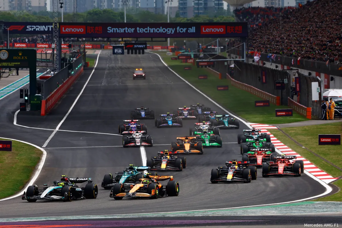 china 2024 start sprintrace hamilton norris alonso verstappen