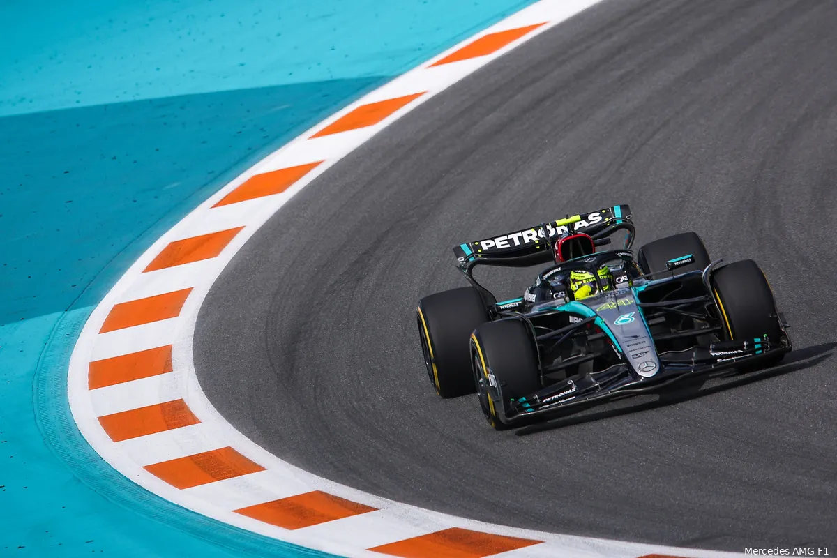 lewis hamilton mercedes miami zaterdag