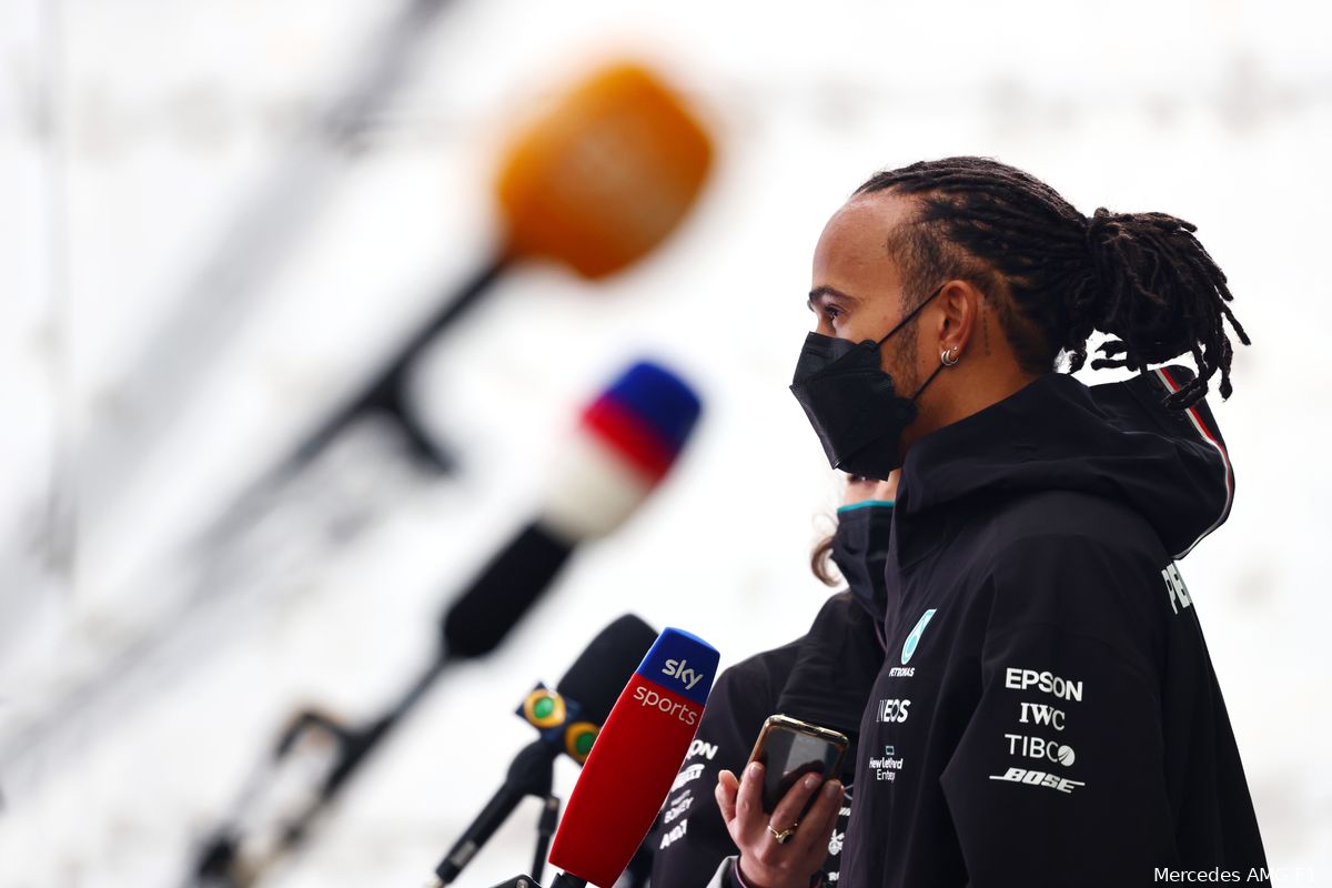 Hamilton na ijzersterke inhaalrace: 'Was mentale klap vanochtend, maar alles mogelijk nu'