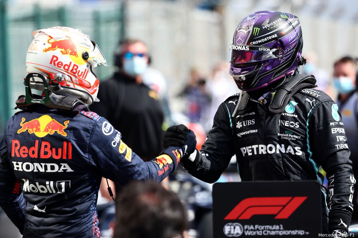 Medland: 'Verstappen en Hamilton zullen bij eerste bocht proberen elkaar voor te blijven'
