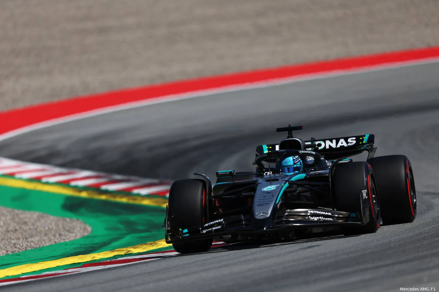 Wolff had graag voor Verstappen gestaan: 'Pijnlijk om te zien dat Russell op P4 start'