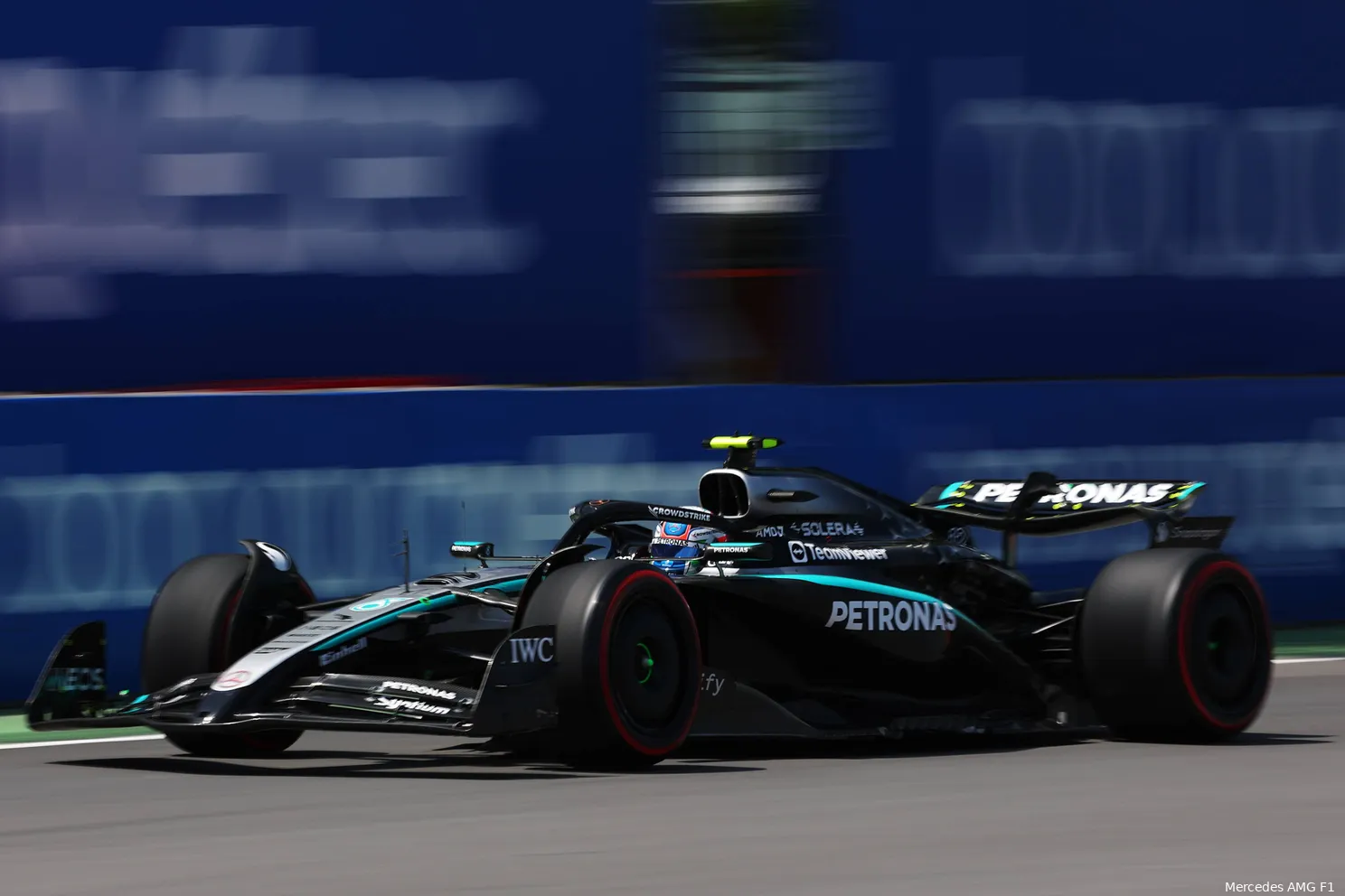 Hughes twijfelt niet aan Red Bull, maar aan McLaren: 'Verstappens tijden waren identiek'