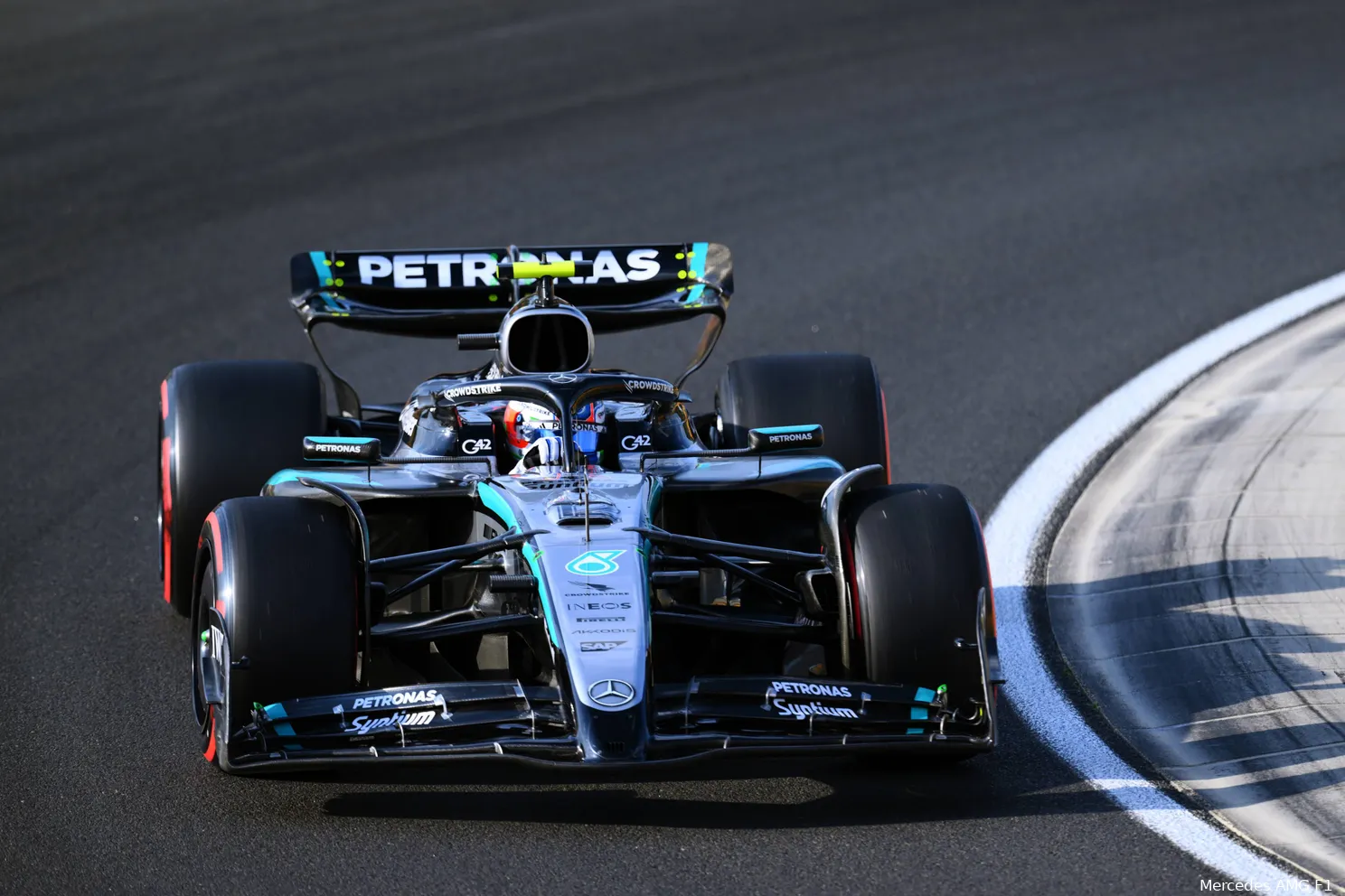 andrea-kimi-antonelli-mercedes-gp-hongarije-2025-vrijdag-5