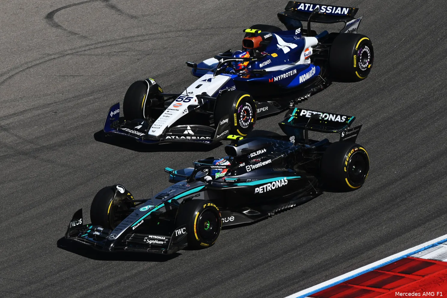 carlos-sainz-williams-kimi-antonelli-mercedes-cota-zondag-2025