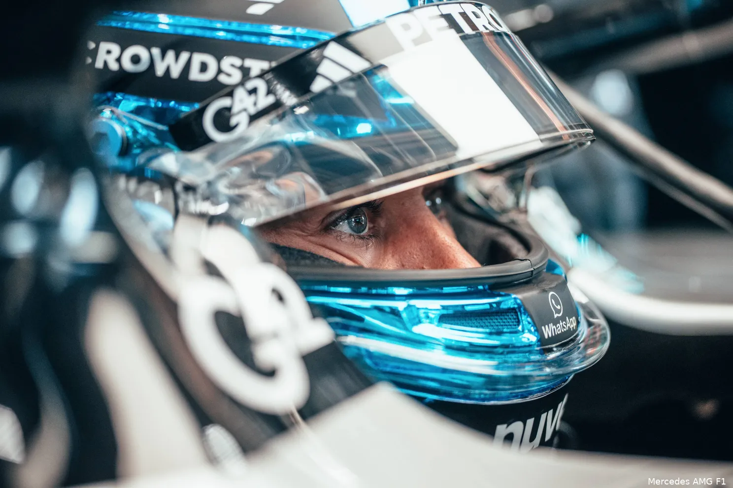 george-russell-mercedes-singapore-2025-13