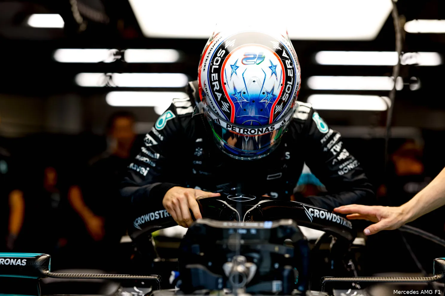 kimi-antonelli-mercedes-singapore-2025-1
