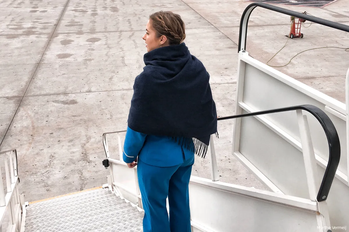 Myrthe verloor haar droombaan als stewardess: ‘Ik kwam in een eindeloze rouwfase terecht’