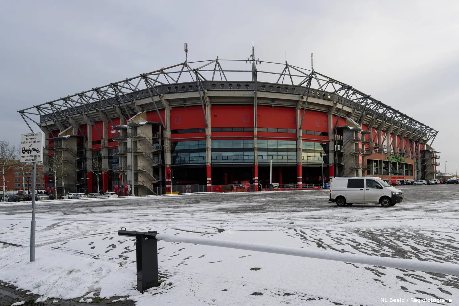 grolsch-veste-sneeuw-close-up