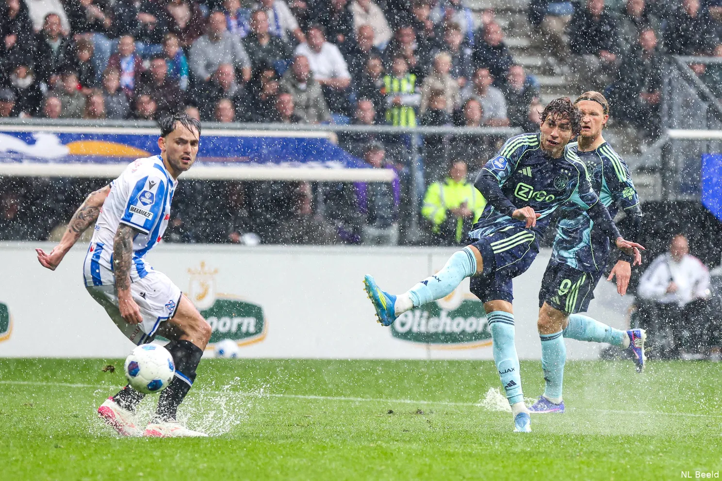 Ajax Showtime Maher Carrizo