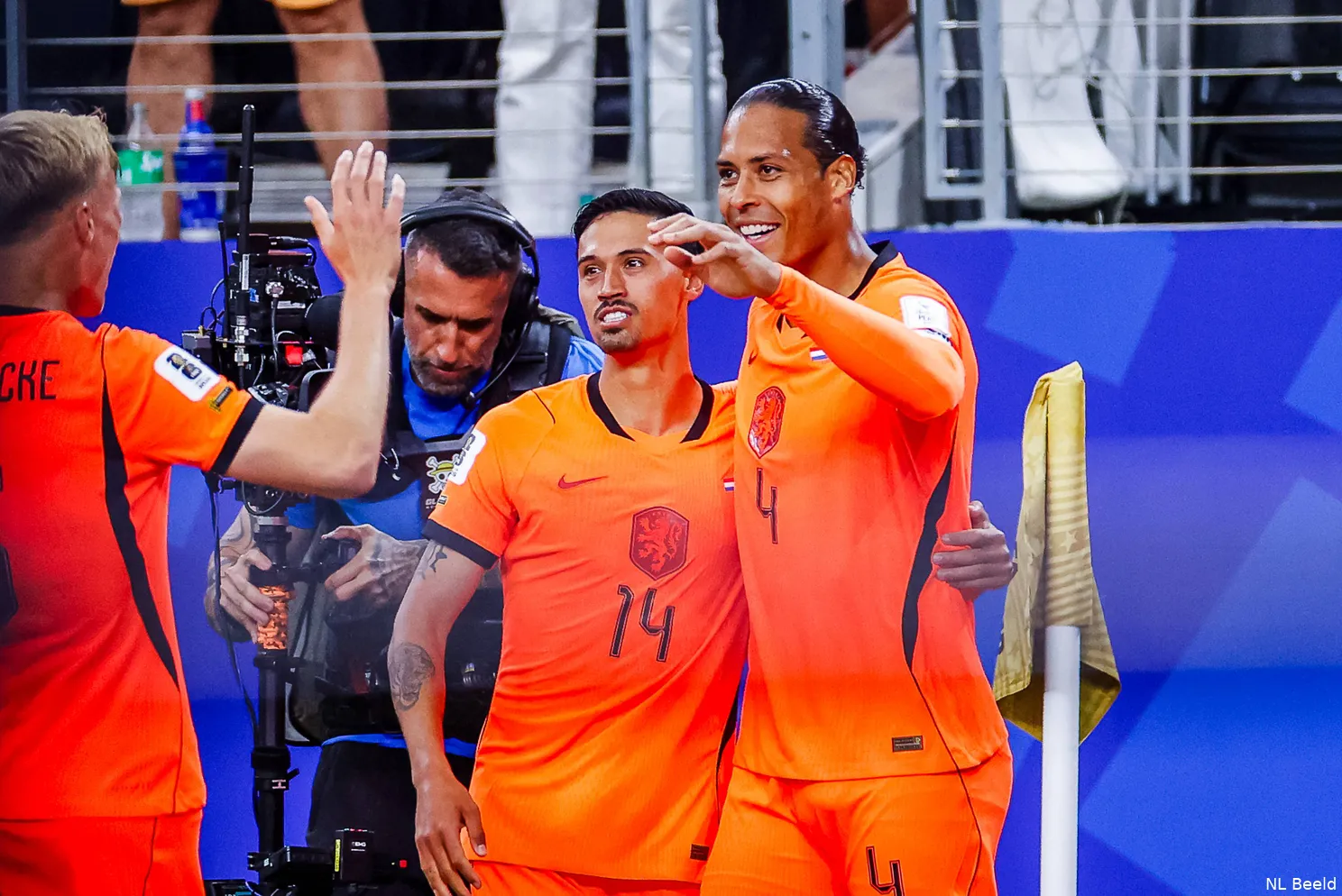 Ajax Showtime Virgil van Dijk-Nederland Japan WK 2026