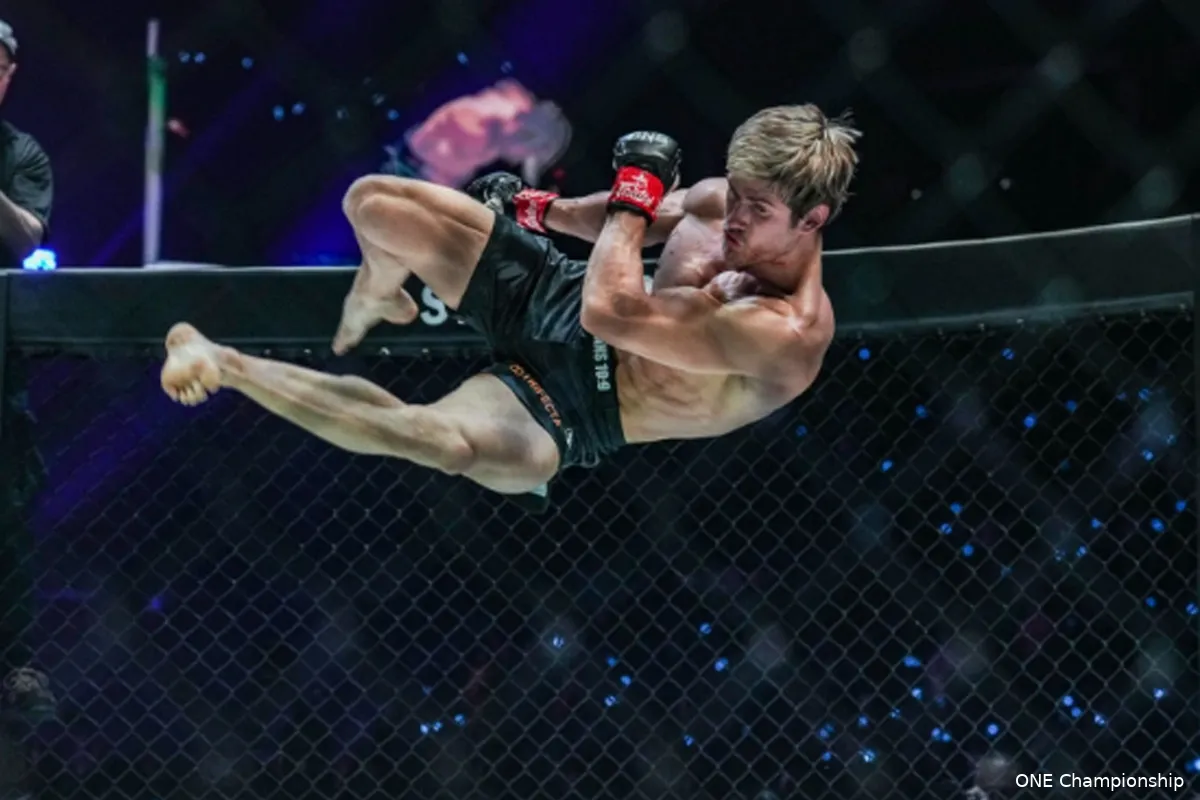 MMA geeft je vleugels! Sage Northcutt boekt 39 seconden comeback zege