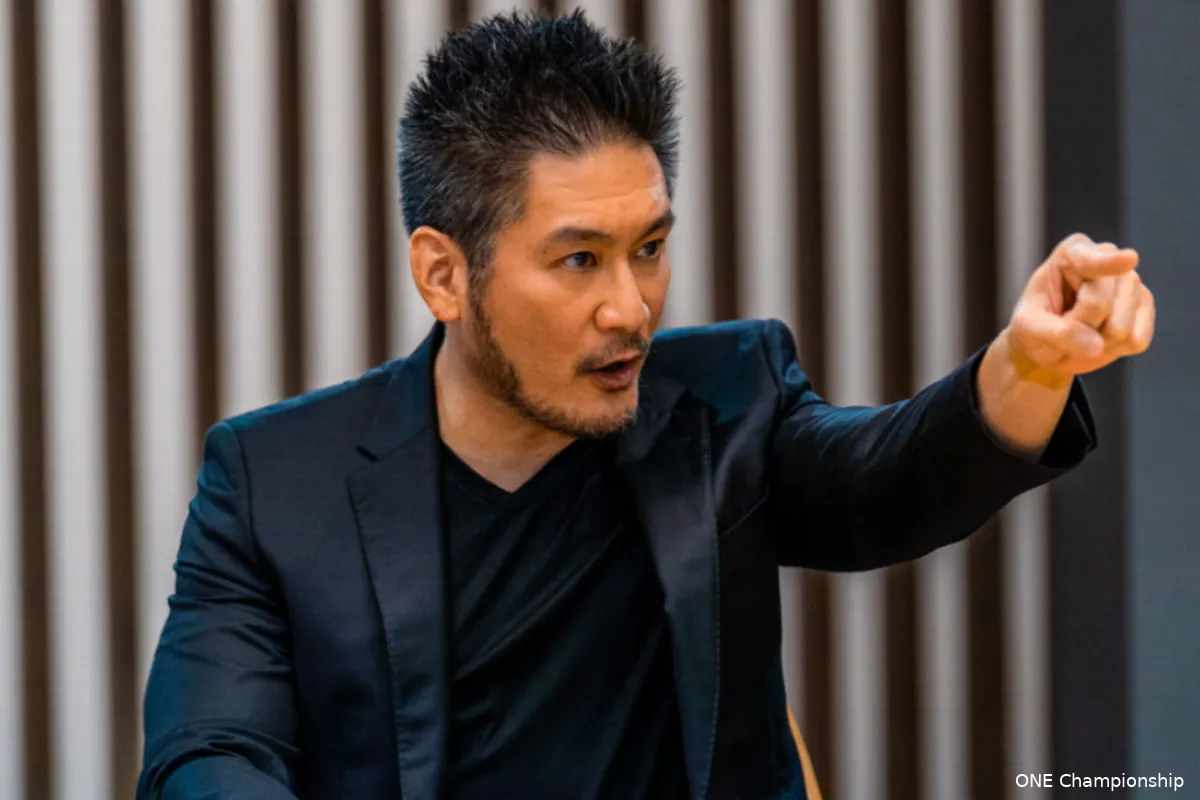 'Respectloos gedrag!' ONE Championship vechtbaas dreigt kickbokskampioen met afnemen titel