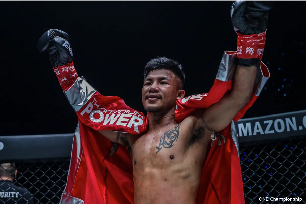 Rodtang treft Takeru tijdens spectaculair gevecht in Japan:'Strijd der titanen geboekt'