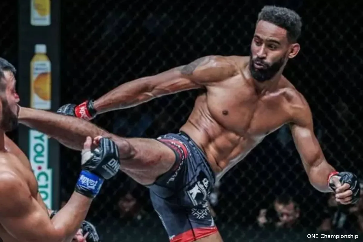 Topvechter Pieter Buist tekent bij mysterieuze organisatie - Dit weten we