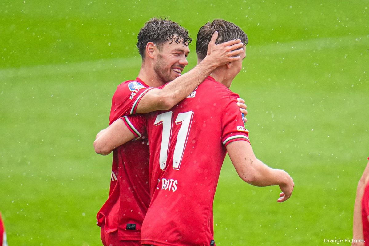 Samenvatting FC Twente - FC Nordsjaelland oefenwedstrijd seizoen 2024-2025 (2-1)