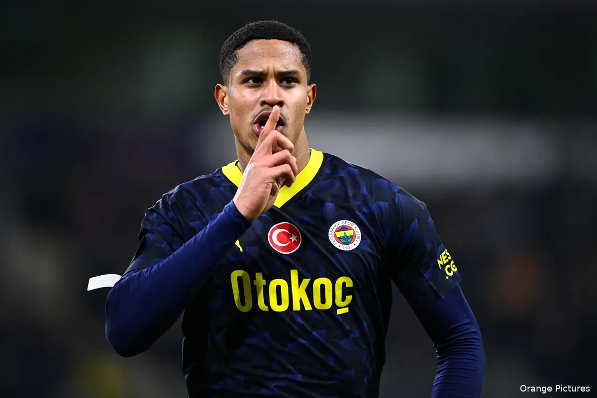 jayden oosterwolde vinger fenerbahce
