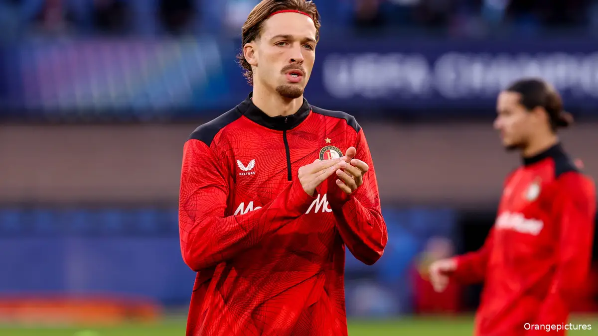 Feyenoord's Luciano Valente Destined for Higher Level, Says Krabbendam