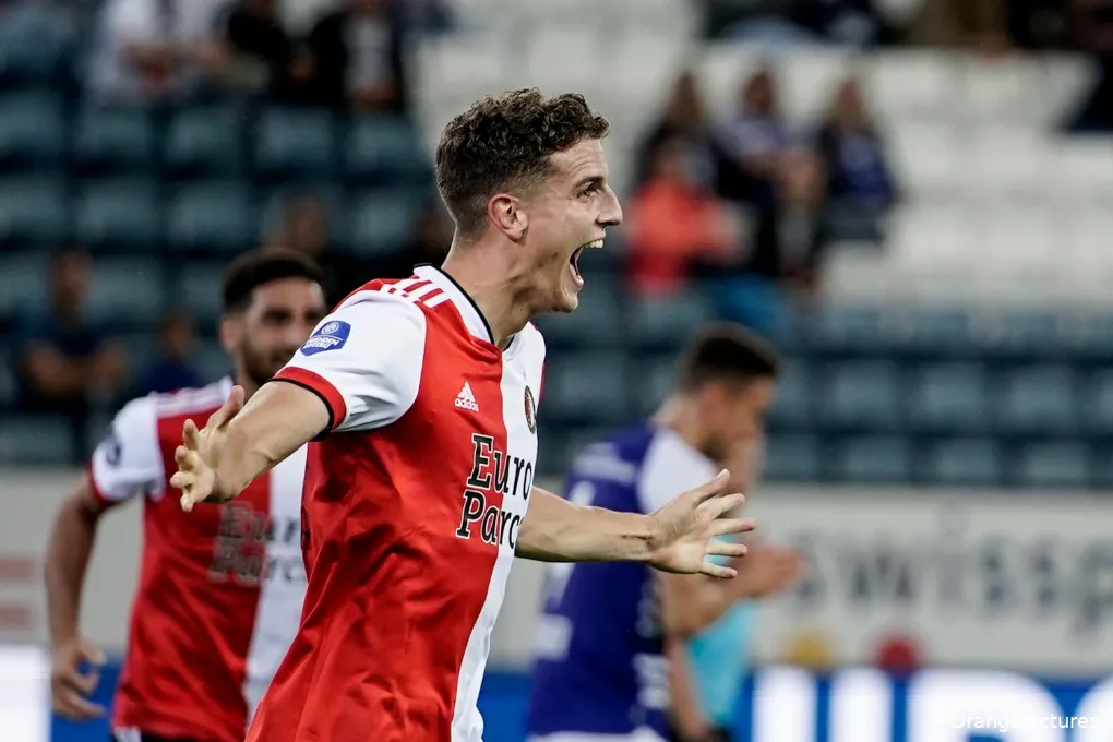 Feyenoord zet reuzenstap richting volgende ronde met zege bij Luzern