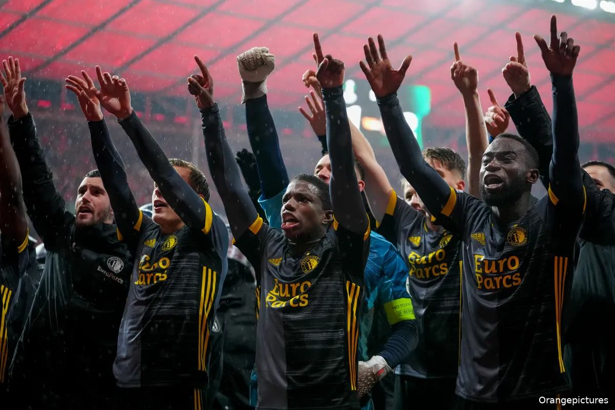 Spelers en supporters vieren feest in Berlijn (video)