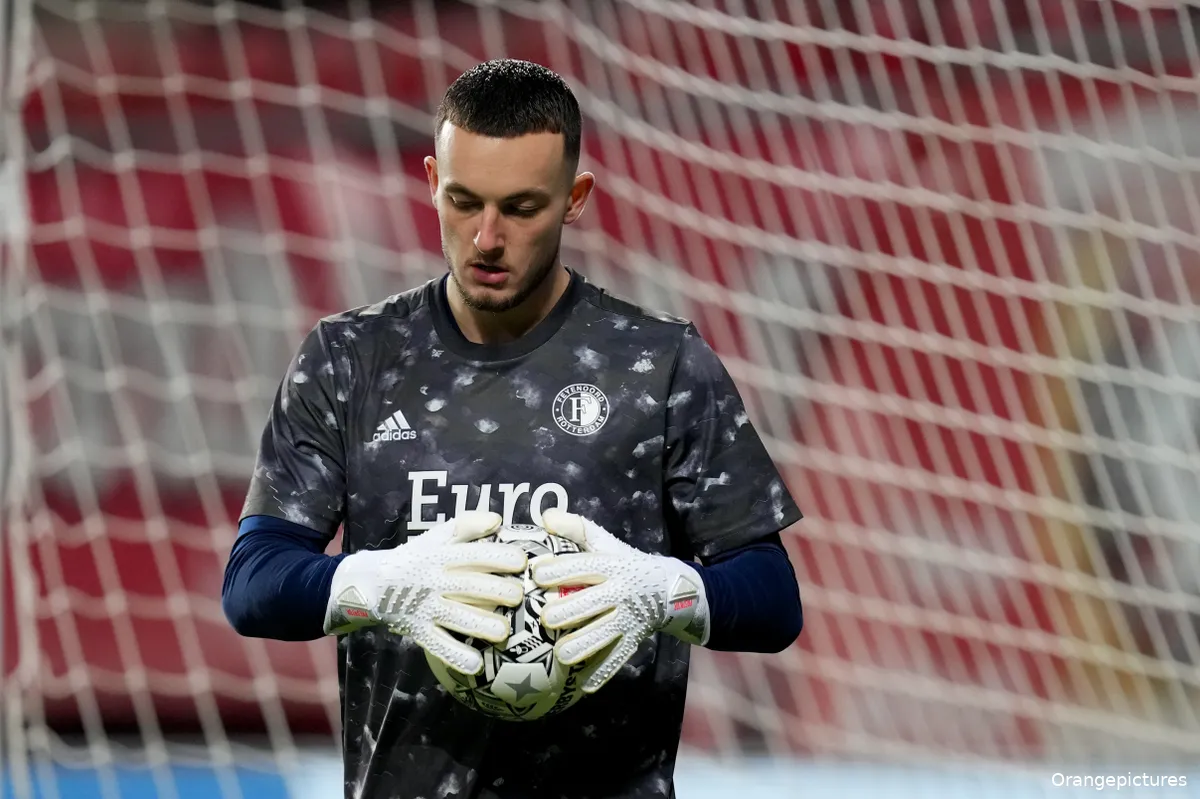 Bijlow meldt zich op trainingsveld Feyenoord