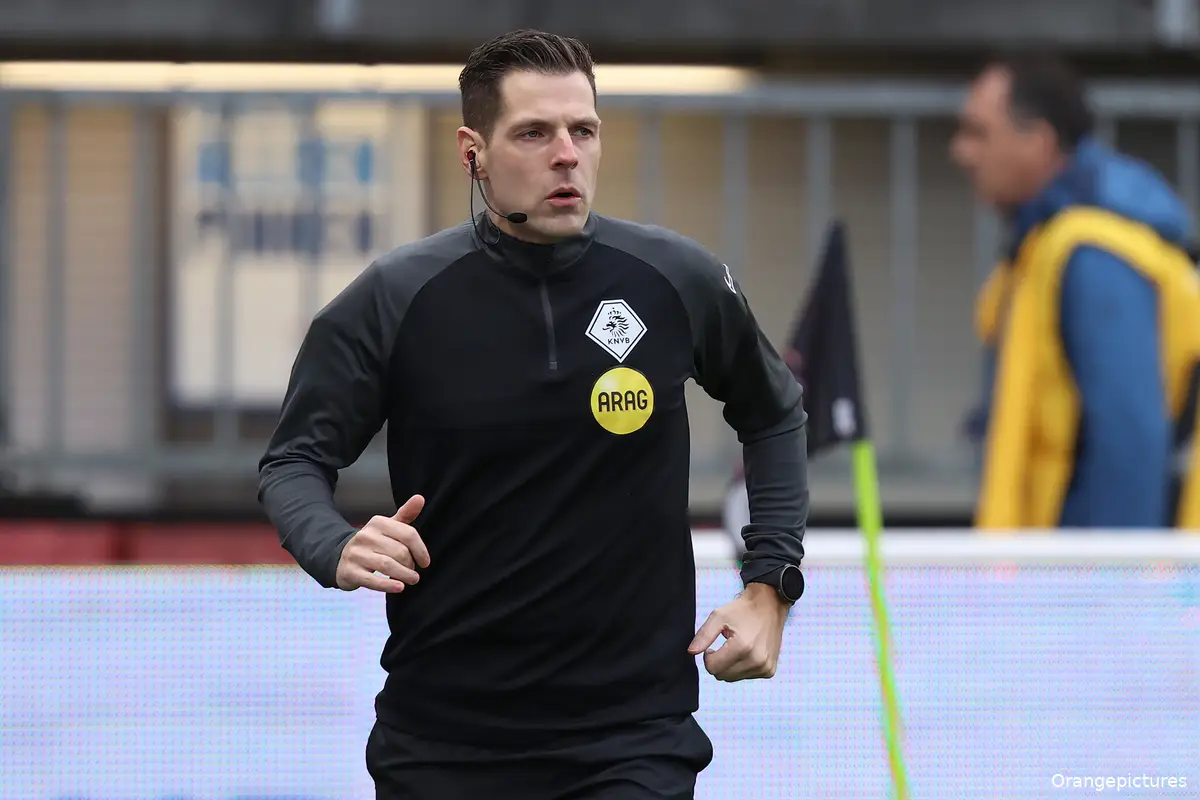 Feyenoord - SC Cambuur onder leiding van Kamphuis
