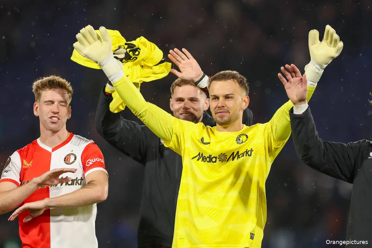 81367449_ORANGE_PICTURES