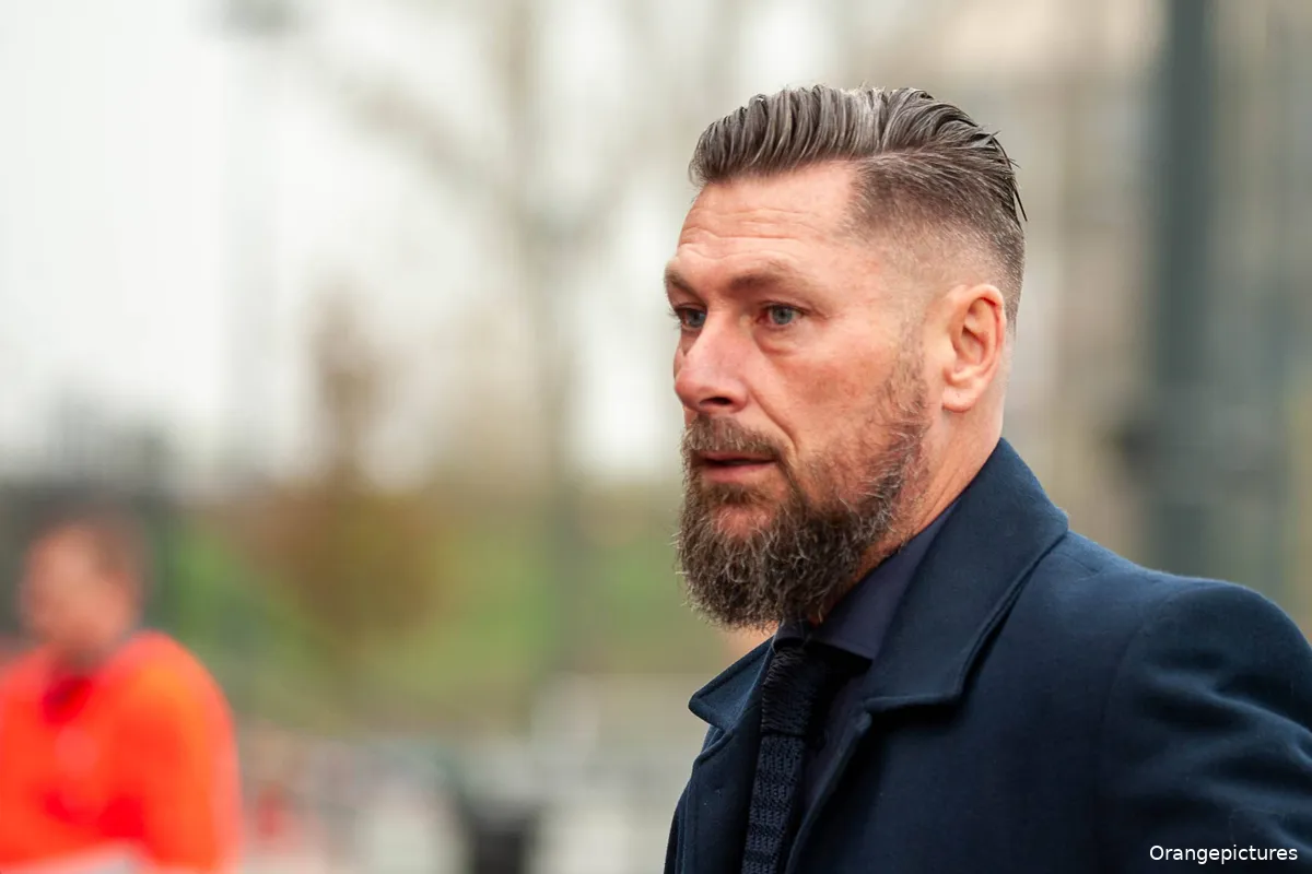 71929250_ORANGE_PICTURES