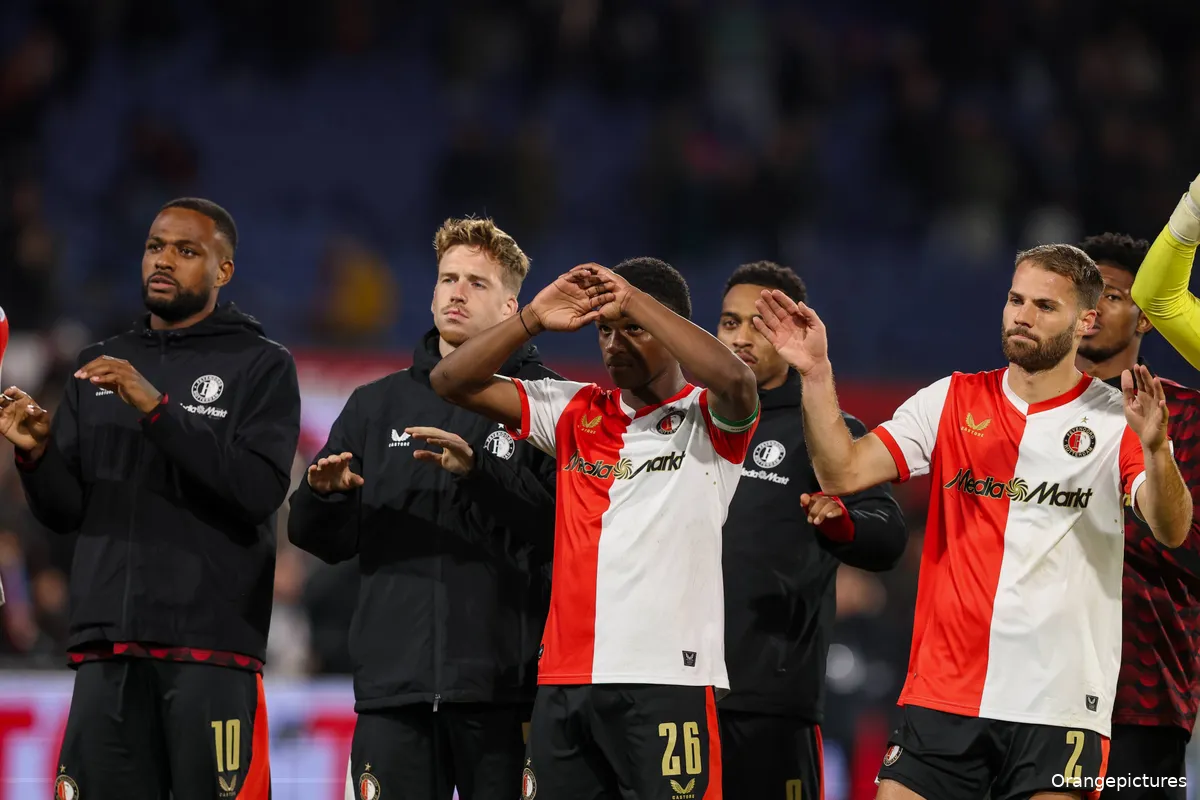 81666987_ORANGE_PICTURES