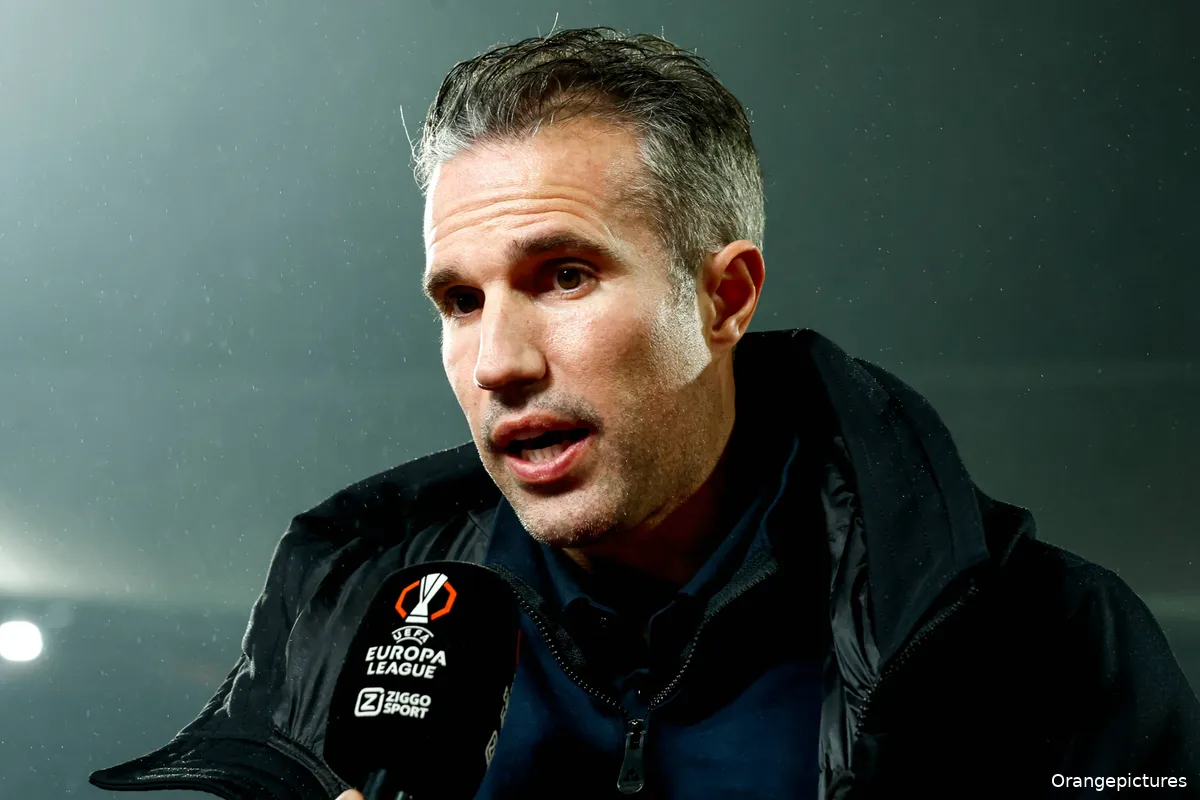 82445943_ORANGE_PICTURES