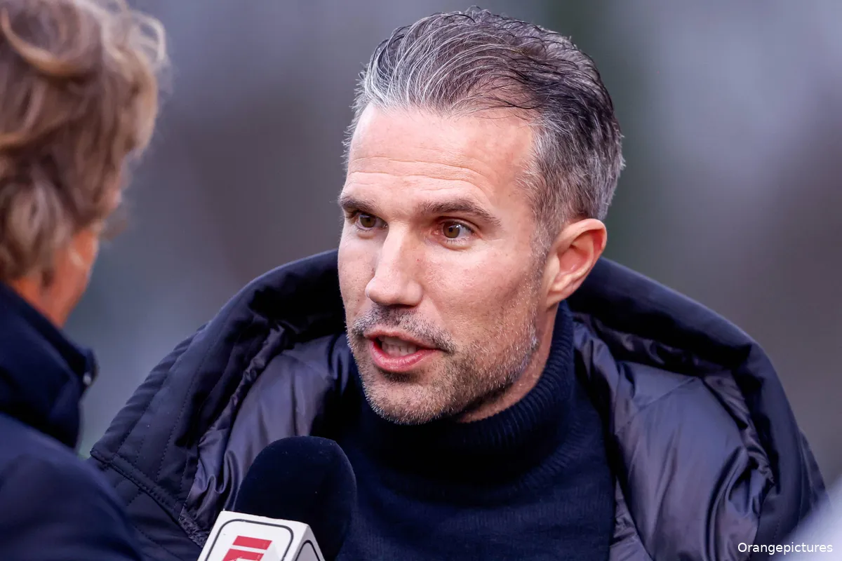 82533880_ORANGE_PICTURES