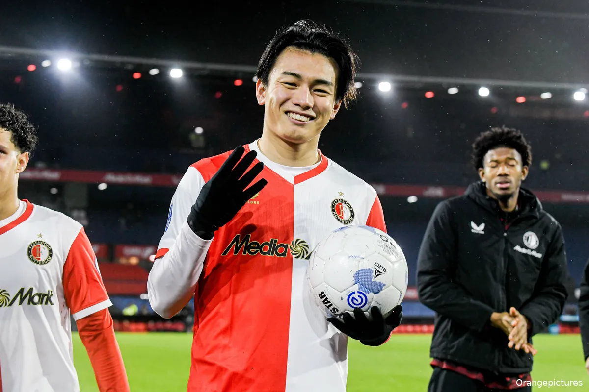 82748109_ORANGE_PICTURES