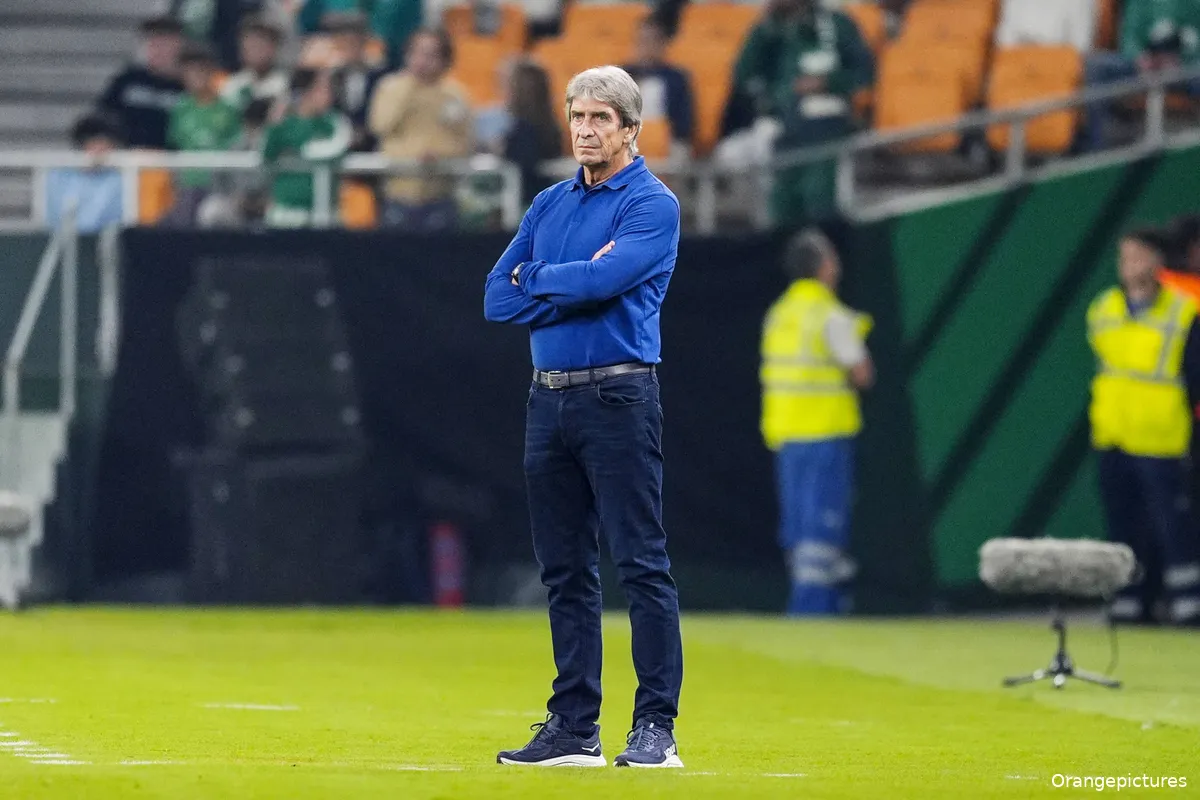 81831586_ORANGE_PICTURES