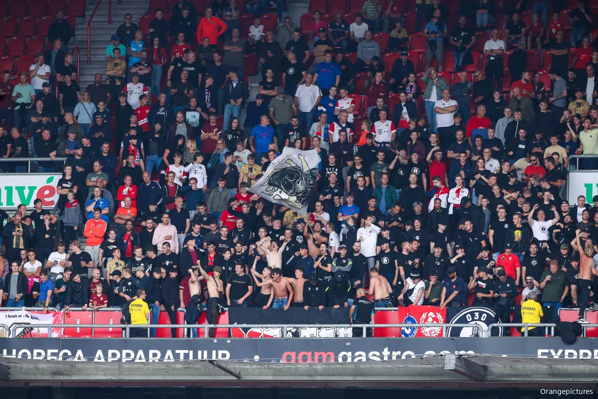 utrecht supporters uitvak grolsch veste 22