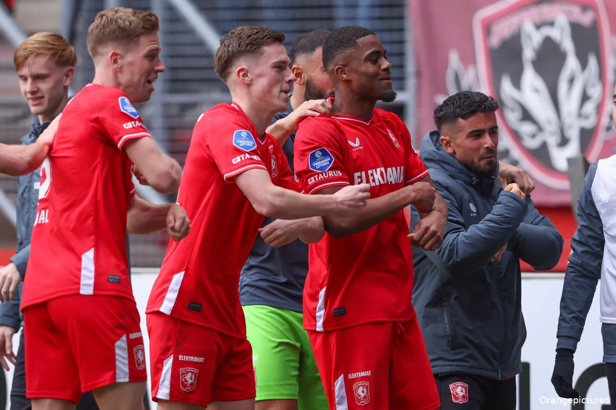 spelersgroep vieren brenet twente heracles 2024