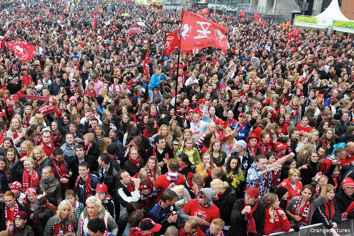 supporters huldiging fc twente grolsch veste