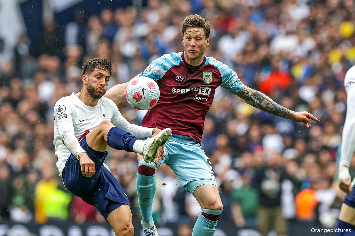 wout weghorst burnley fc 2022