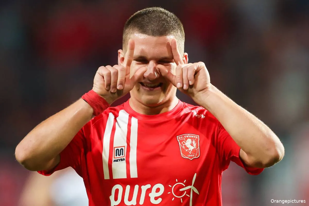 christos-tzolis-twente-enschede-2022-2023-zoom