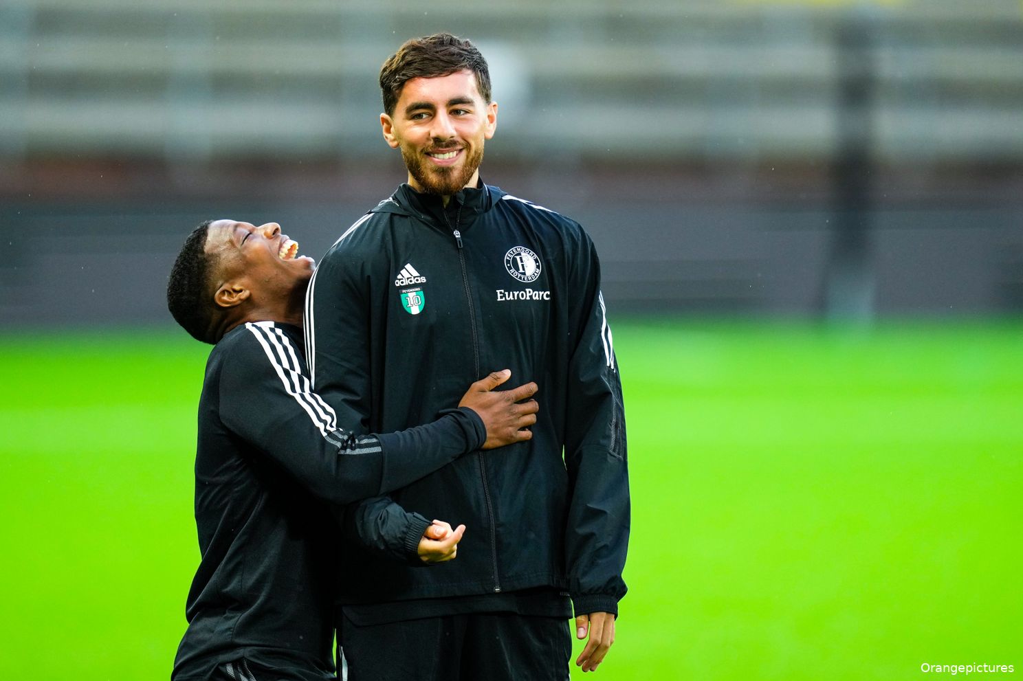 Feyenoord traint op kunstgras veld van Elfsborg (foto's)