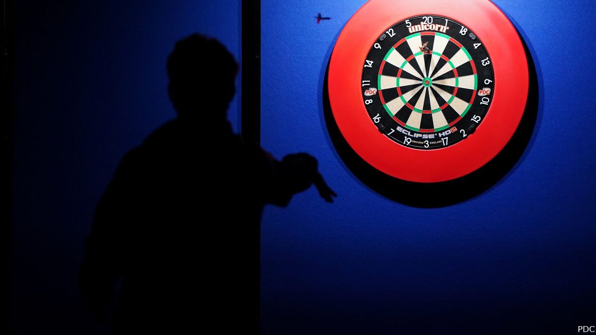 Vier deutschsprachige Spieler holen am ersten Tag der European QSchool