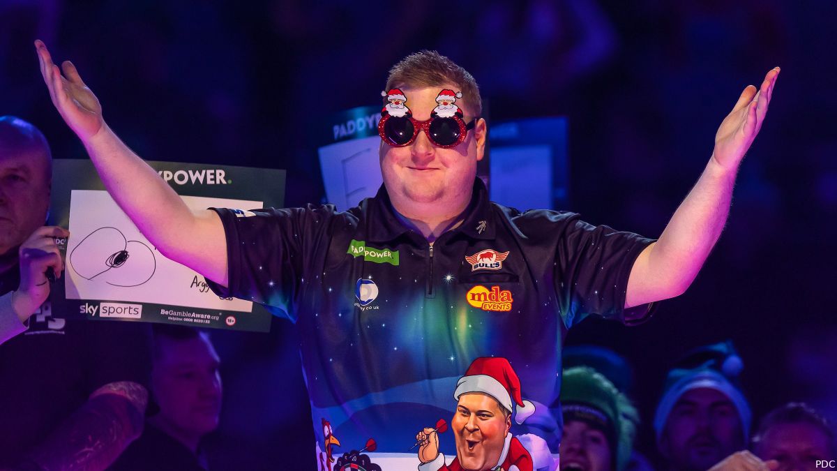 Vlak voor kerstreces nog een verrassing op WK Darts Ricky Evans stuurt