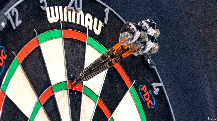 New Winmau Blade 6 Triple-Core dartboards in use for one year by